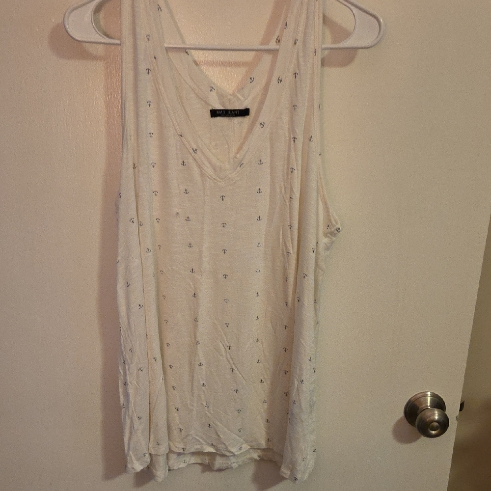 Gray and Cream Sleeveless Tank Top with V-Neck